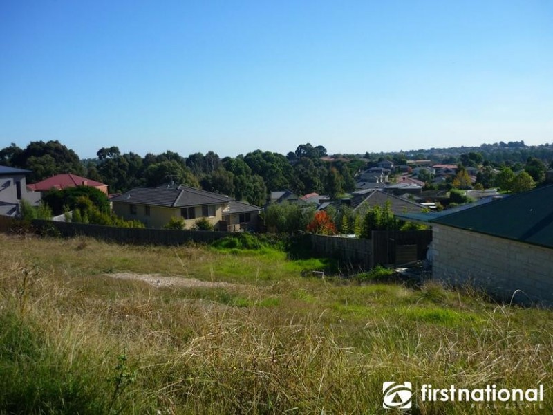 4 Crestview Drive, Beaconsfield VIC 3807