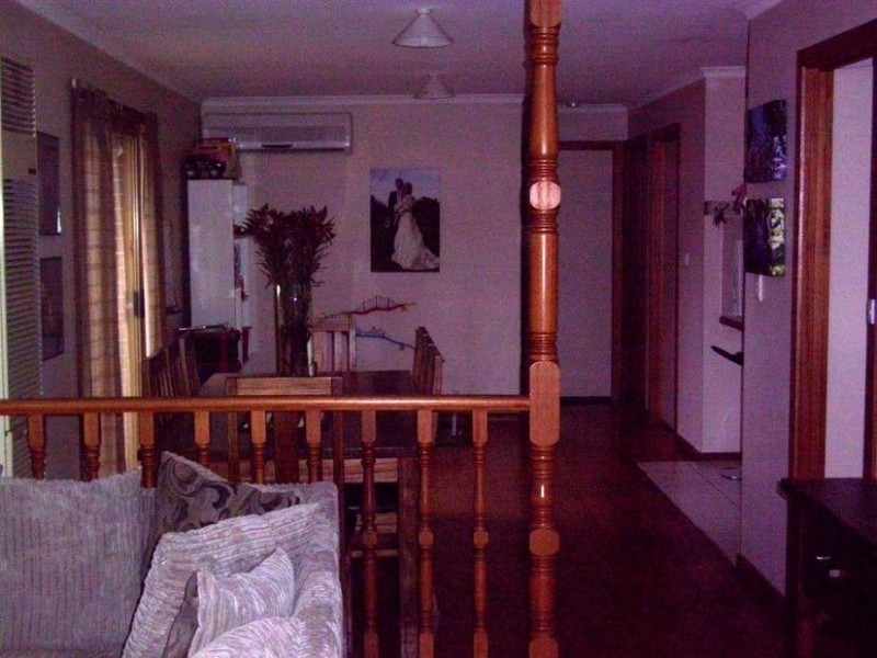 4 Nullica Court, Berwick VIC 3806