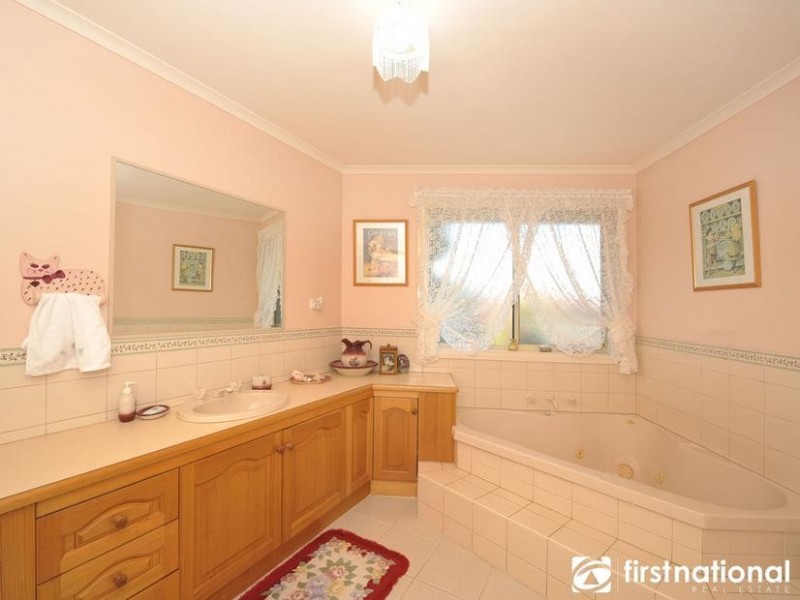 21 Ingleton Court, Narre Warren VIC 3805