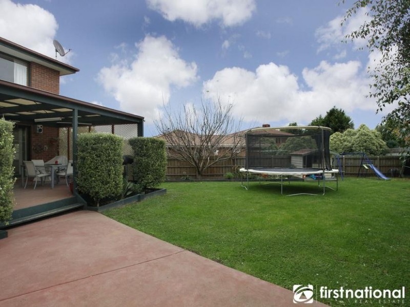 2 Freda Court, Narre Warren VIC 3805
