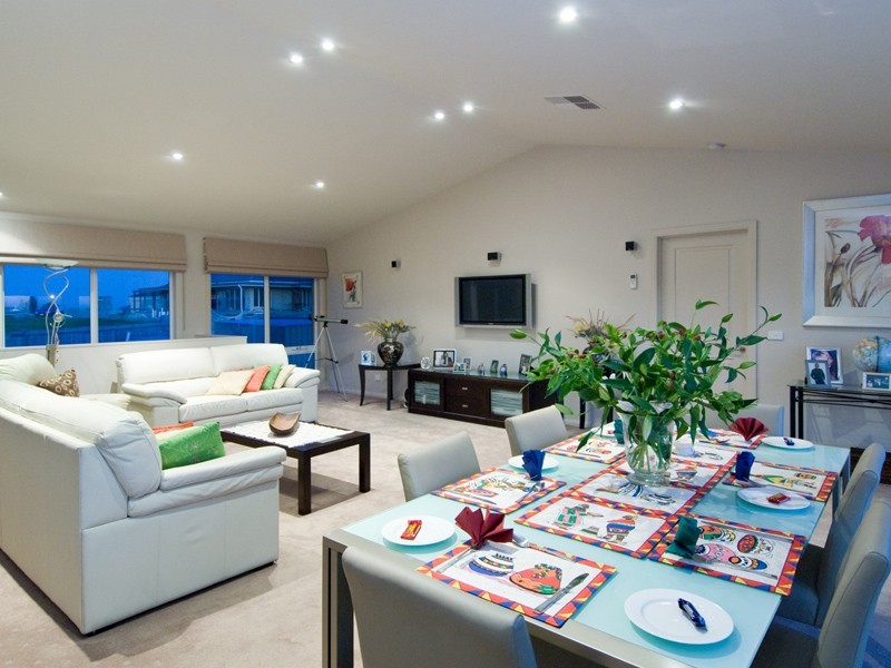 93 Marisa Crescent, Berwick VIC 3806