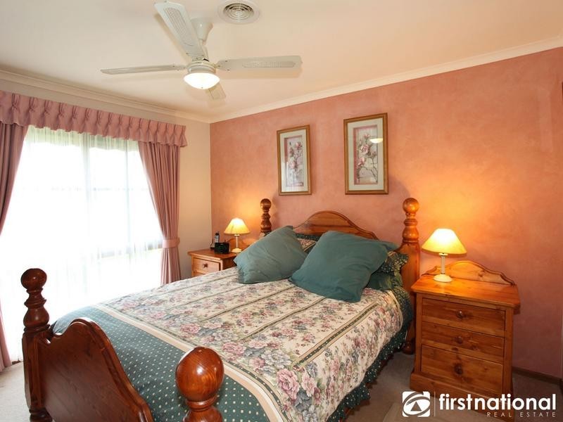 9 Dianna Court, Hampton Park VIC 3976