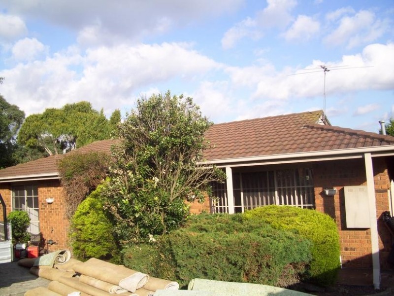 2/57 Amber Crescent, Narre Warren VIC 3805