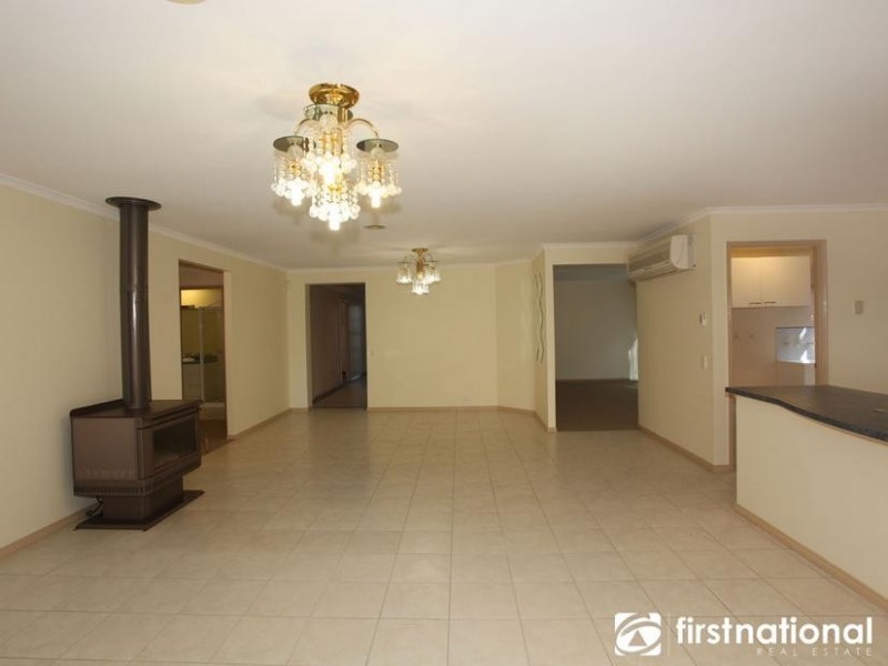 10 Tolmie Rise, Hallam VIC 3803