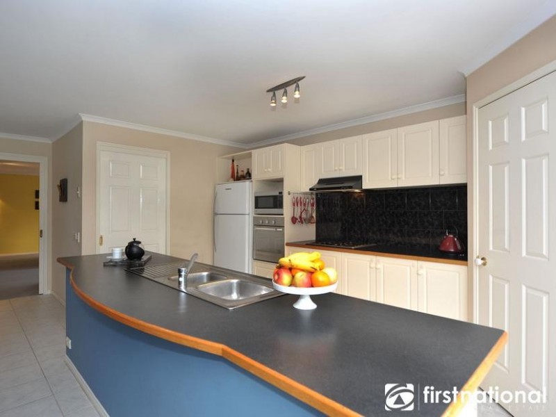 30 Caulfield Court, Narre Warren VIC 3805