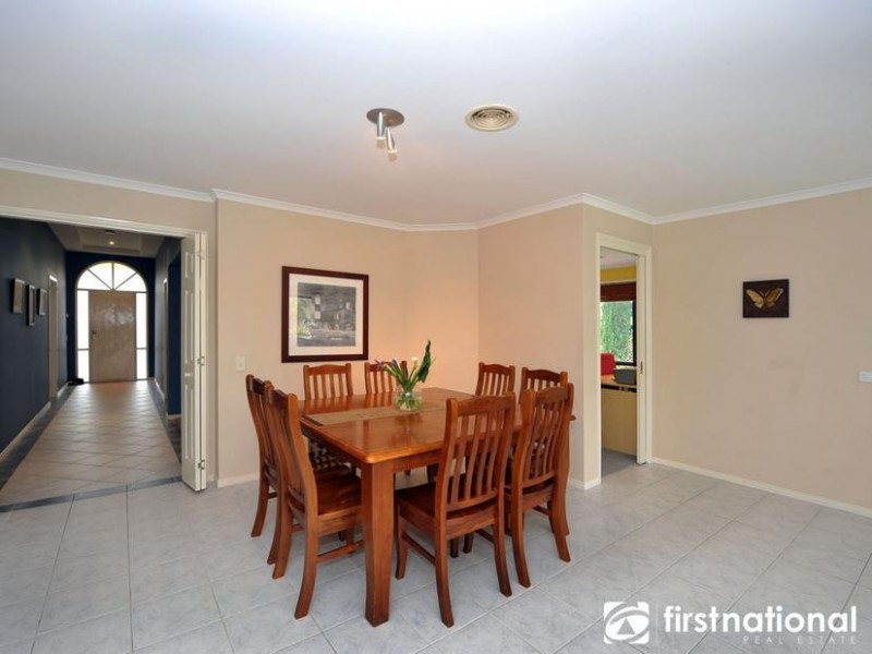30 Caulfield Court, Narre Warren VIC 3805