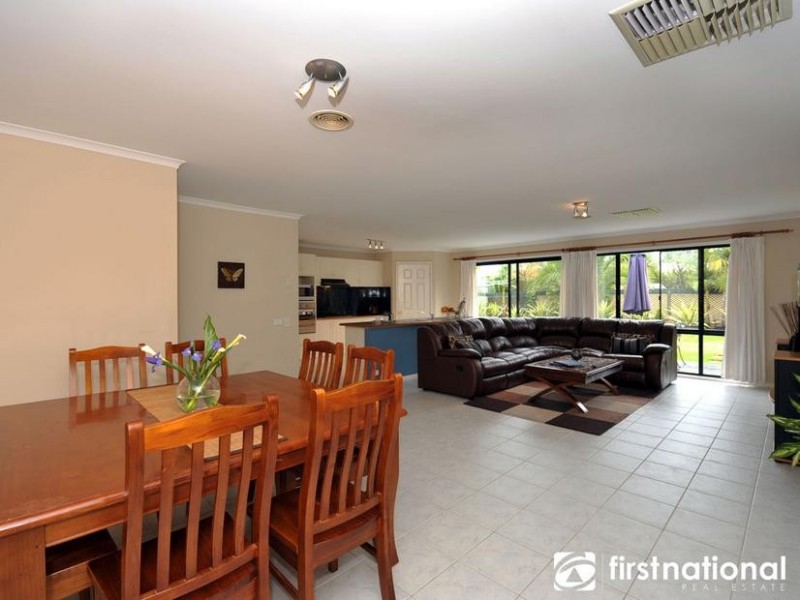 30 Caulfield Court, Narre Warren VIC 3805