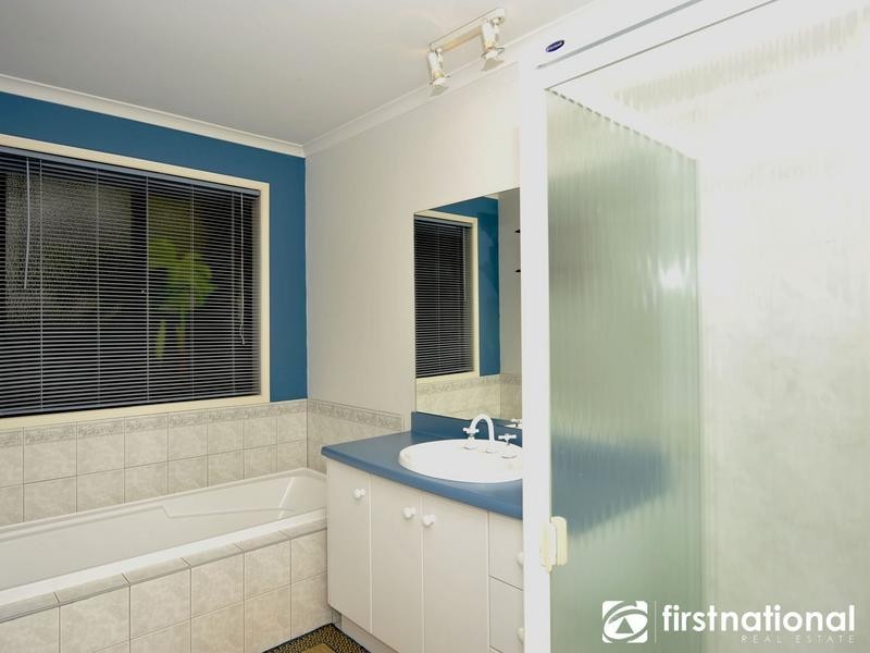 30 Caulfield Court, Narre Warren VIC 3805