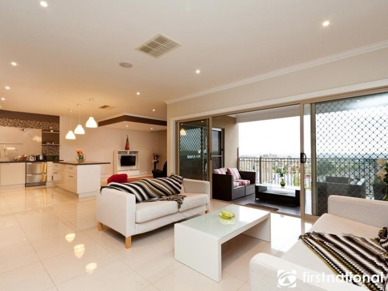 7 The Rise, Narre Warren VIC 3805