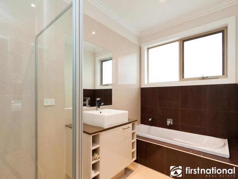 7 The Rise, Narre Warren VIC 3805