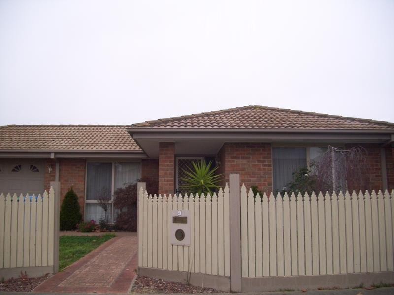 9 Carroll Court, Narre Warren VIC 3805