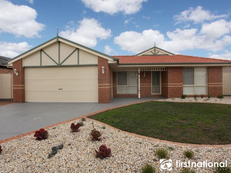 6 Beauford Avenue, Narre Warren South VIC 3805