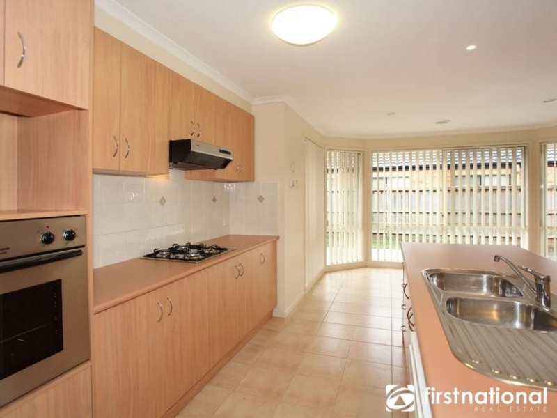 6 Beauford Avenue, Narre Warren South VIC 3805