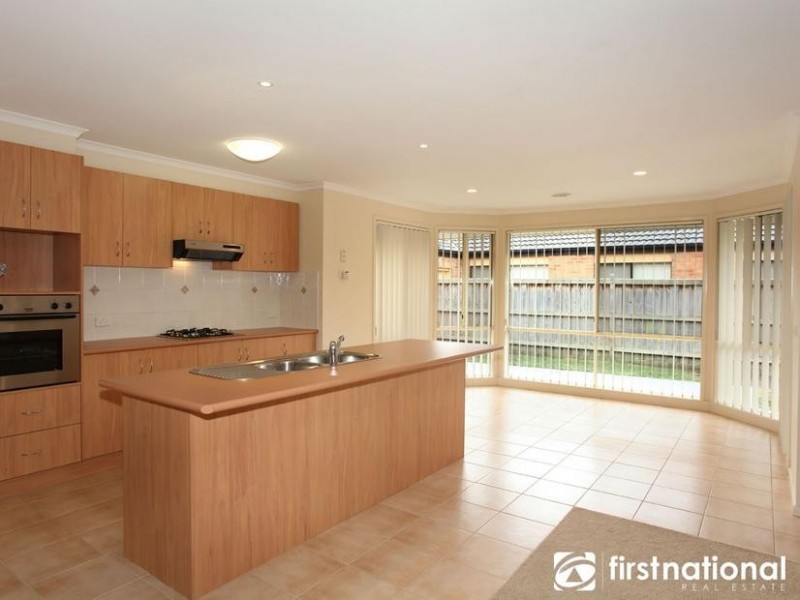 6 Beauford Avenue, Narre Warren South VIC 3805