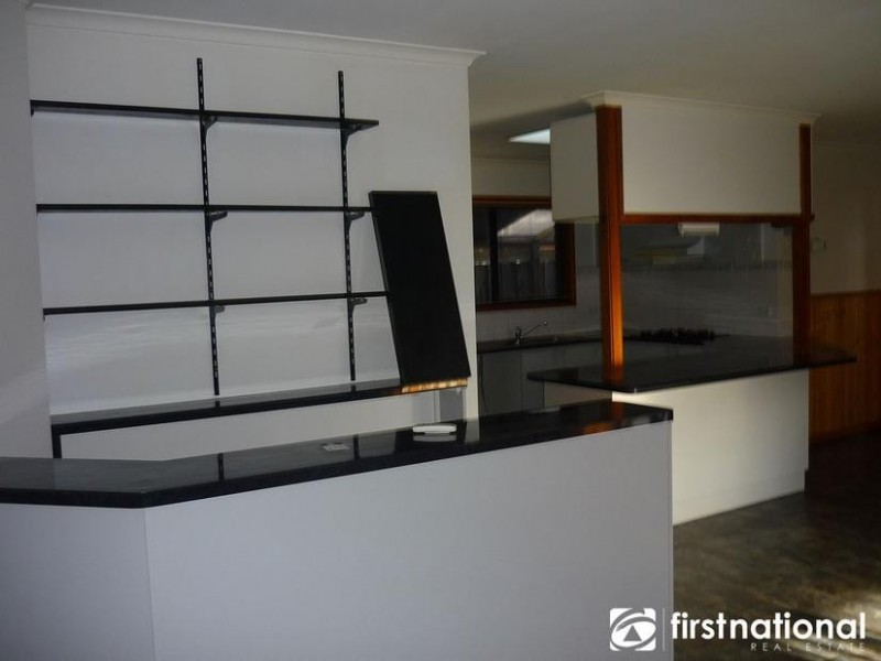 5 Swan Court, Narre Warren VIC 3805