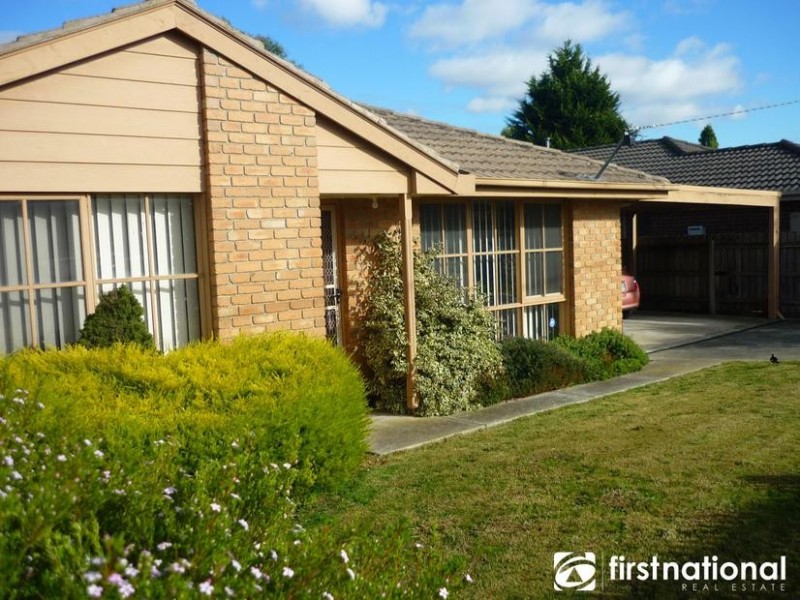 130 Warana Drive, Hampton Park VIC 3976
