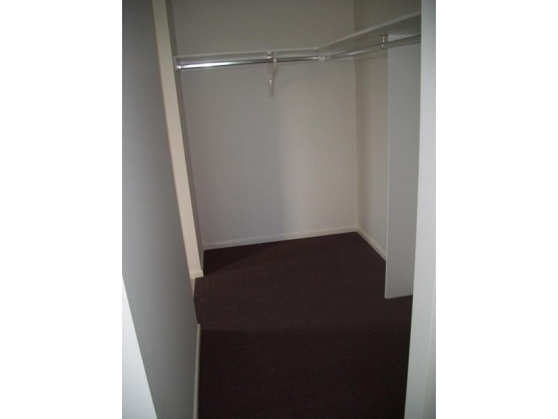 2 Buckthorn Drive, Cranbourne North VIC 3977