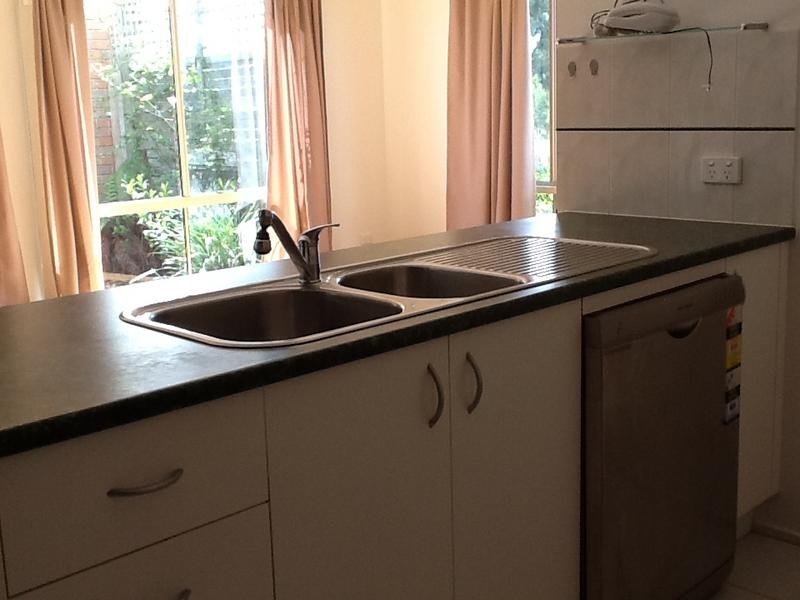 15 Lochard Terrace, Narre Warren South VIC 3805