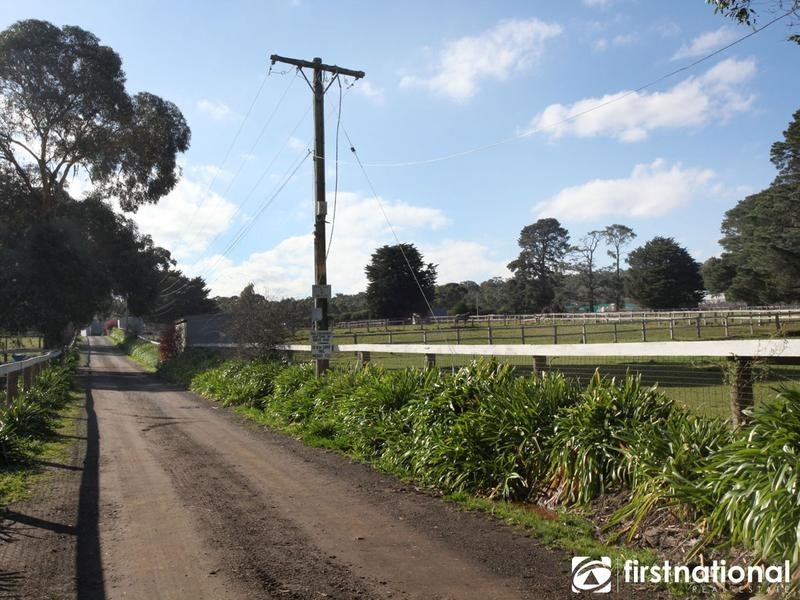 18 Horswood Road, Narre Warren North VIC 3804