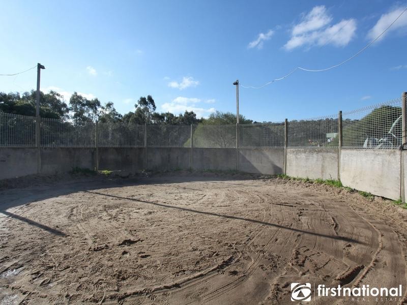 18 Horswood Road, Narre Warren North VIC 3804