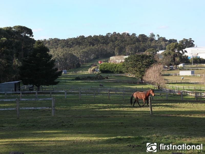 18 Horswood Road, Narre Warren North VIC 3804