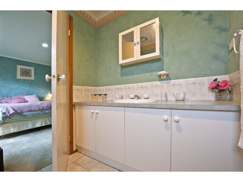 1 Fira Court, Narre Warren VIC 3805