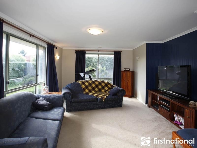 4 Dunraven Court, Narre Warren VIC 3805