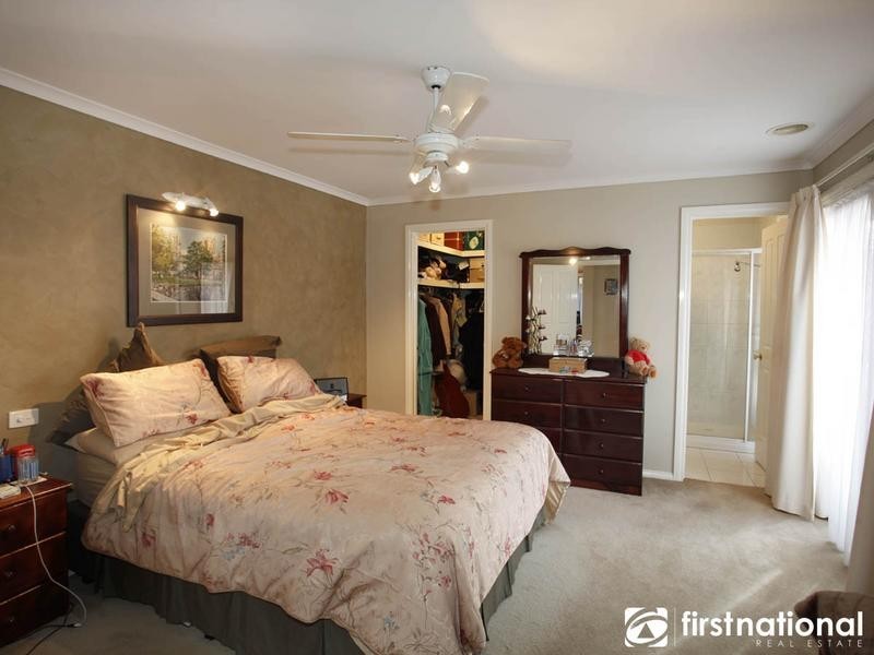 4 Dunraven Court, Narre Warren VIC 3805