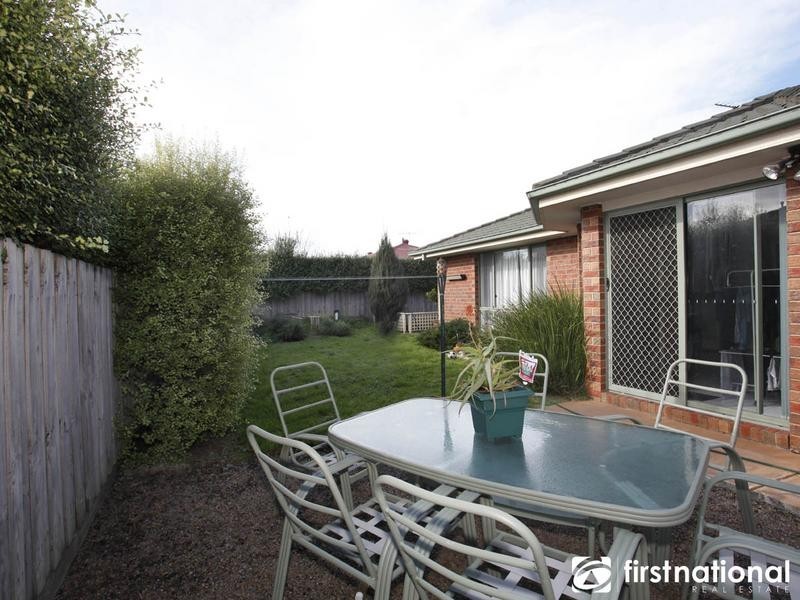 4 Dunraven Court, Narre Warren VIC 3805