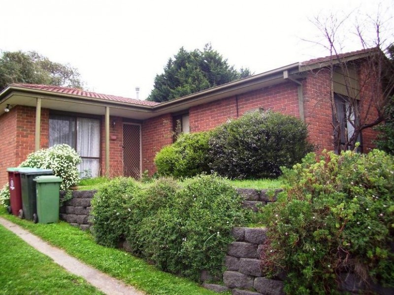 9 Redgum Place, Narre Warren VIC 3805