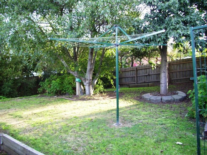 9 Redgum Place, Narre Warren VIC 3805