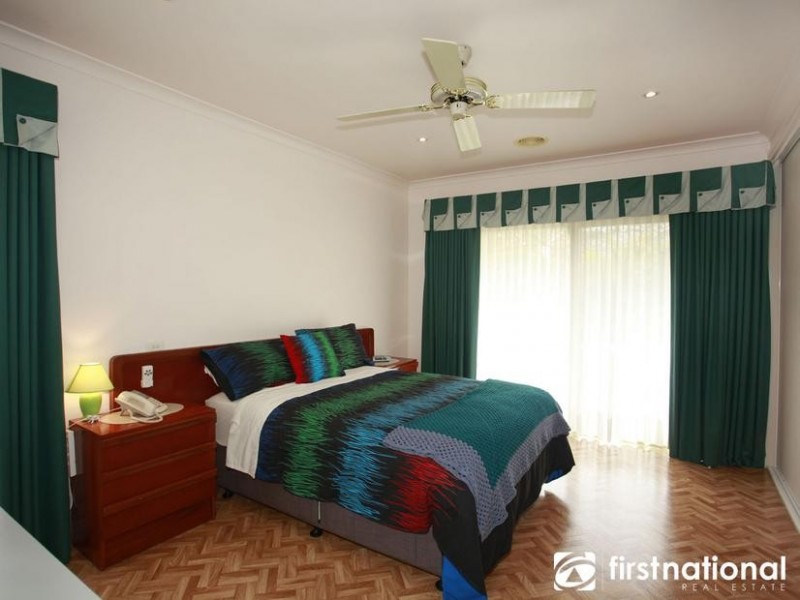 17 Deewy Road, Narre Warren South VIC 3805