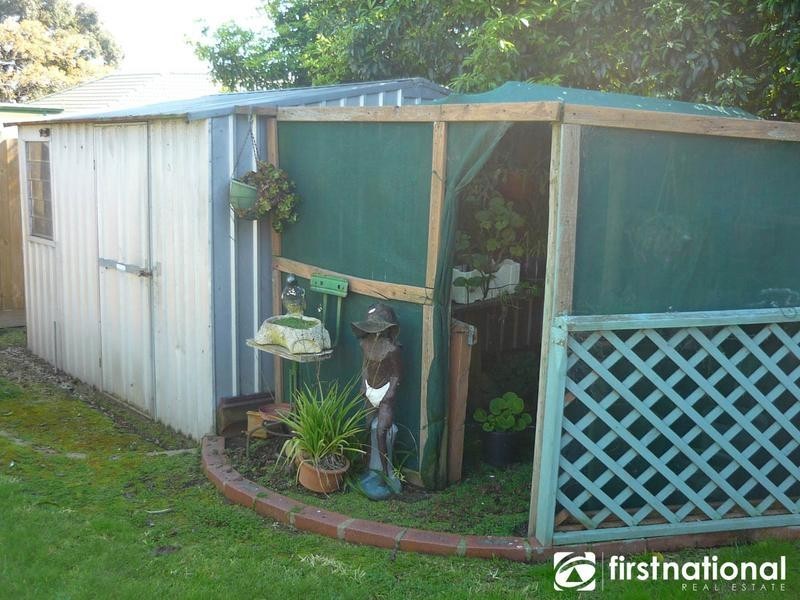 2/13 Carlisle Road, Hallam VIC 3803