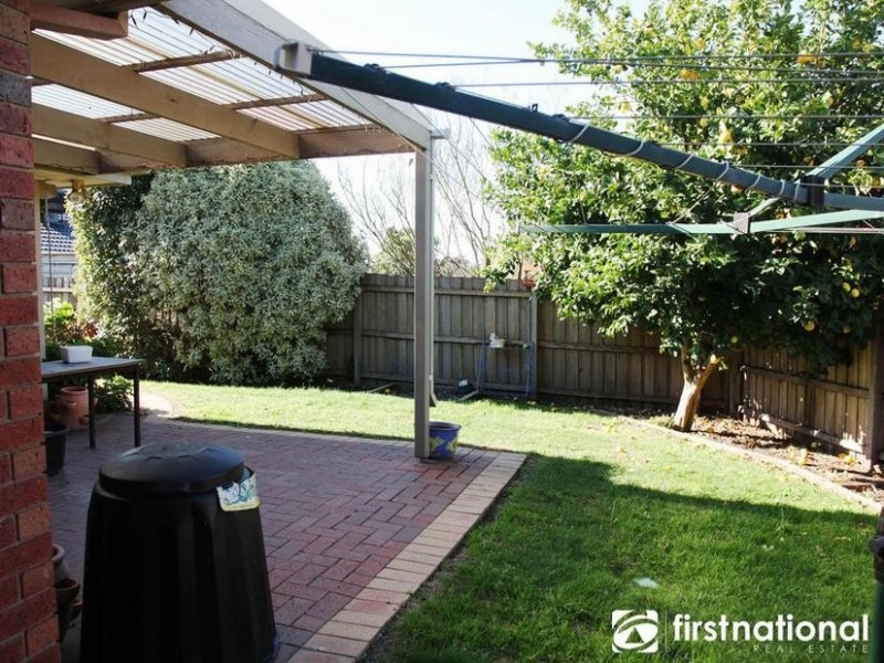 16 James Bathe Way, Narre Warren South VIC 3805