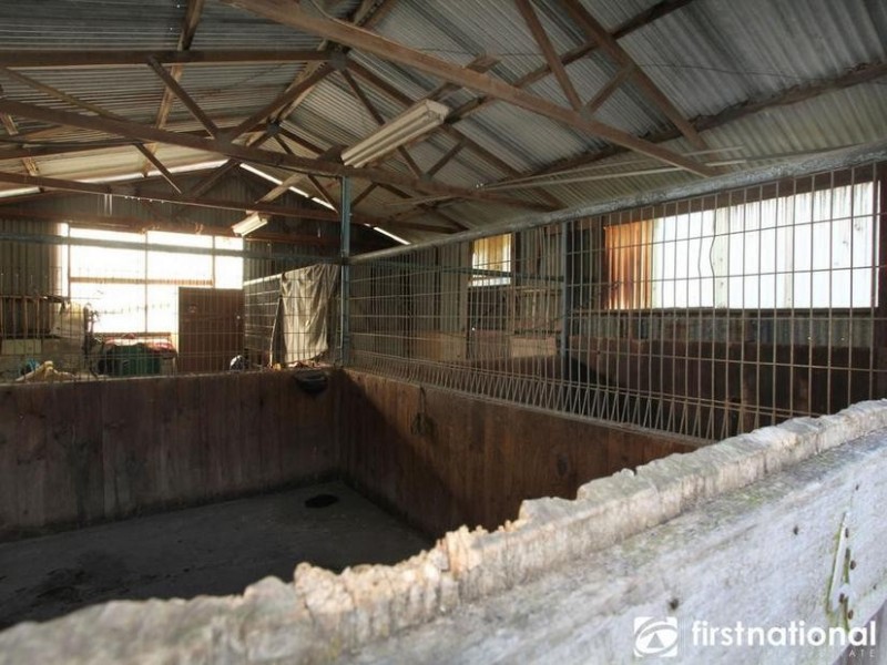 18 Horswood Rd, Narre Warren North VIC 3804