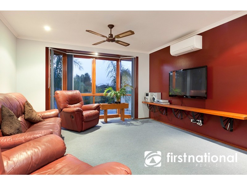 2 Elder Close, Hallam VIC 3803