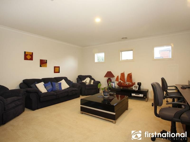 11 Braybrook Drive, Narre Warren South VIC 3805