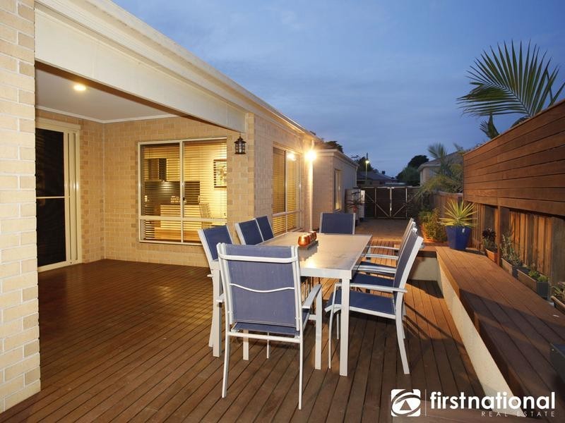 11 Braybrook Drive, Narre Warren South VIC 3805