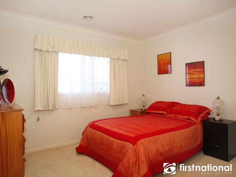 11 Braybrook Drive, Narre Warren South VIC 3805