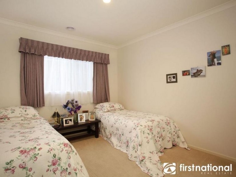 11 Braybrook Drive, Narre Warren South VIC 3805