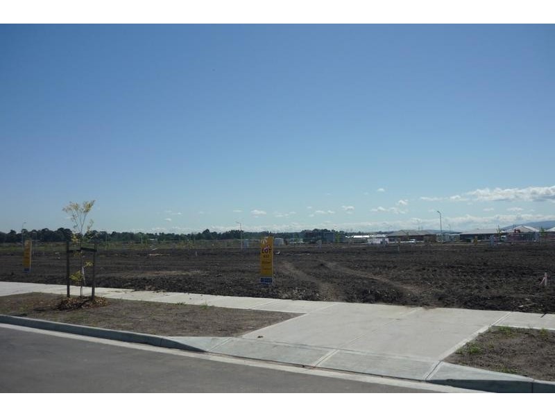 Lot 637 Tawleed Ride, Clyde North VIC 3978
