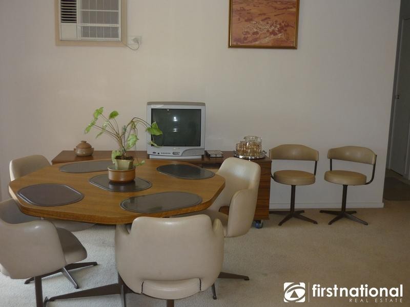 2/25-27 Madison Avenue, Narre Warren VIC 3805