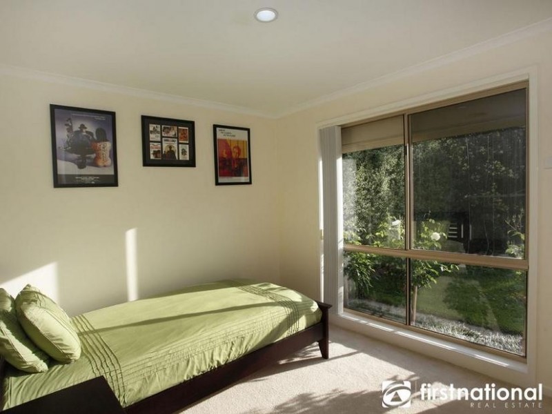25 Scarborough Drive, Narre Warren South VIC 3805