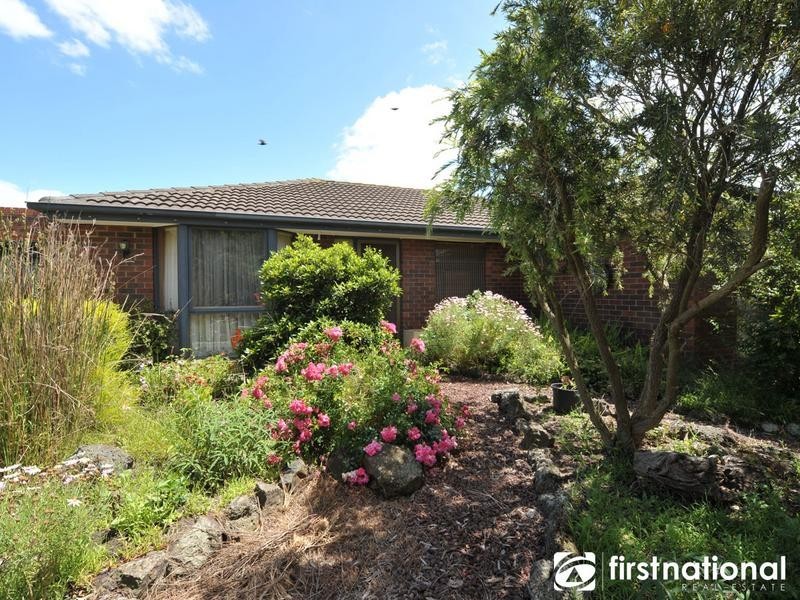 2 James Bathe Way, Narre Warren South VIC 3805