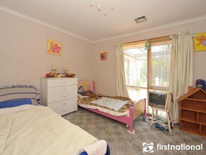 2 James Bathe Way, Narre Warren South VIC 3805