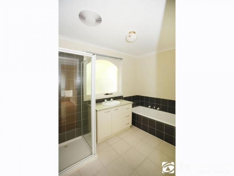 38 Valley Fair Drive, Narre Warren VIC 3805