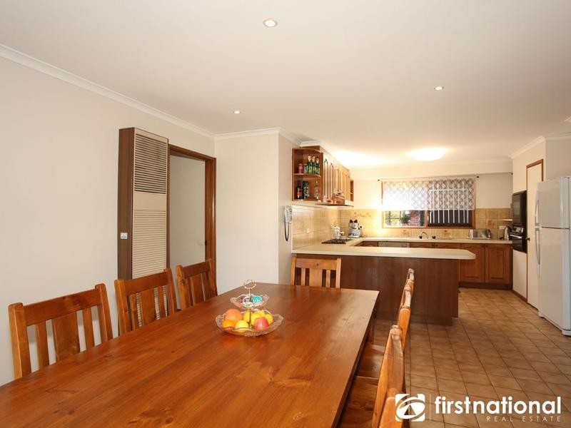 1 Poorinda Rise, Narre Warren VIC 3805
