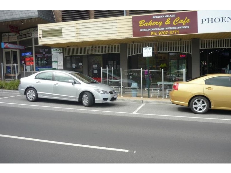 6/94 High Street, Berwick VIC 3806