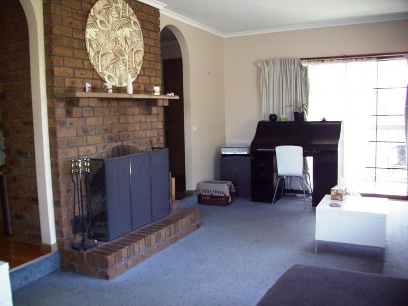 16 Andene Drive, Narre Warren VIC 3805