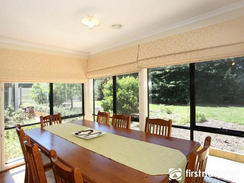 6 Gordon Close, Narre Warren South VIC 3805